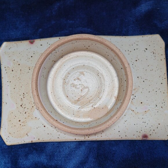 Maureen Lewis Pottery - Picture 3 of 6